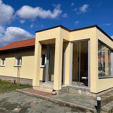 Apartmán Minihaus In Zagreb Sesvete Exteriér fotografie