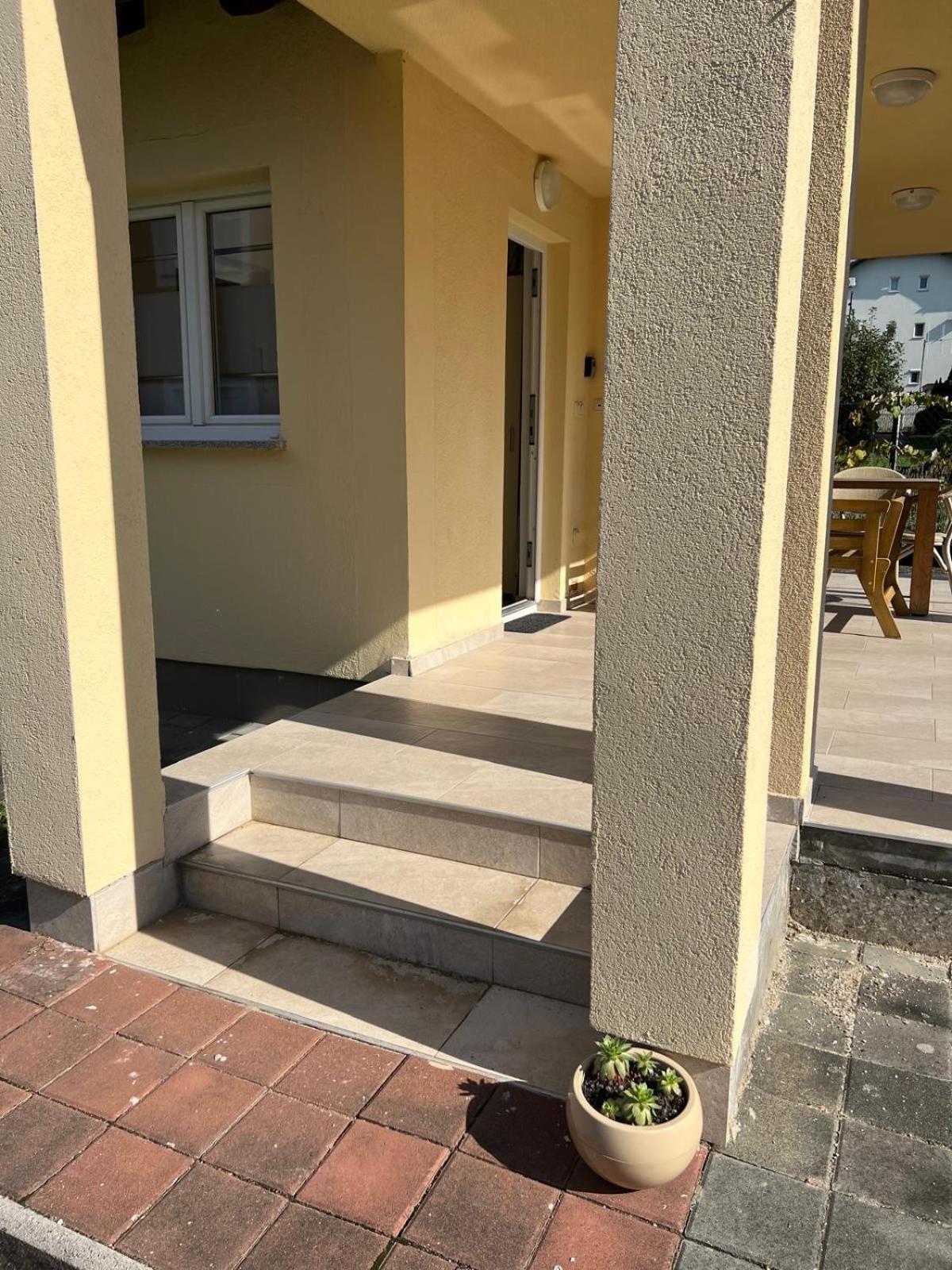 Apartmán Minihaus In Zagreb Sesvete Exteriér fotografie